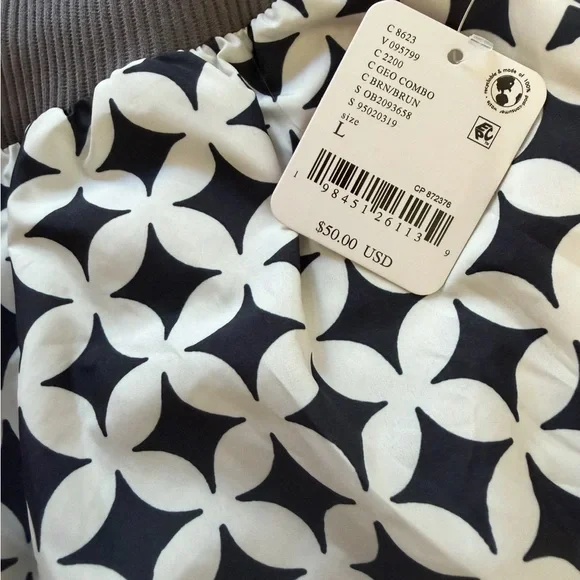 Free People movement Carpe Diem printed, floral shorts, NWT - Picture 5 of 6